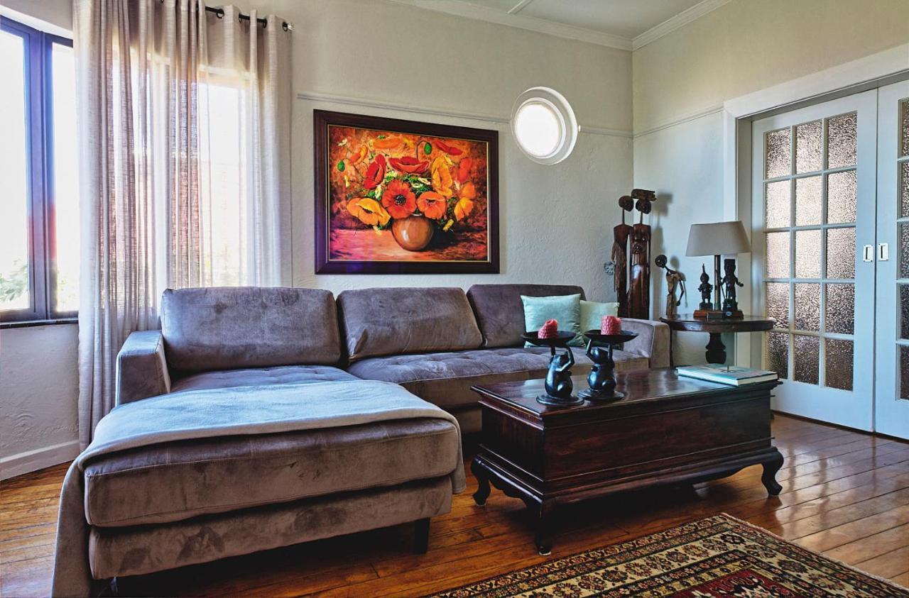One Above Apartment เคปทาวน์ ภายนอก รูปภาพ